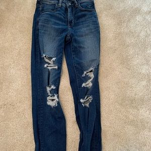 american eagle ripped jeans